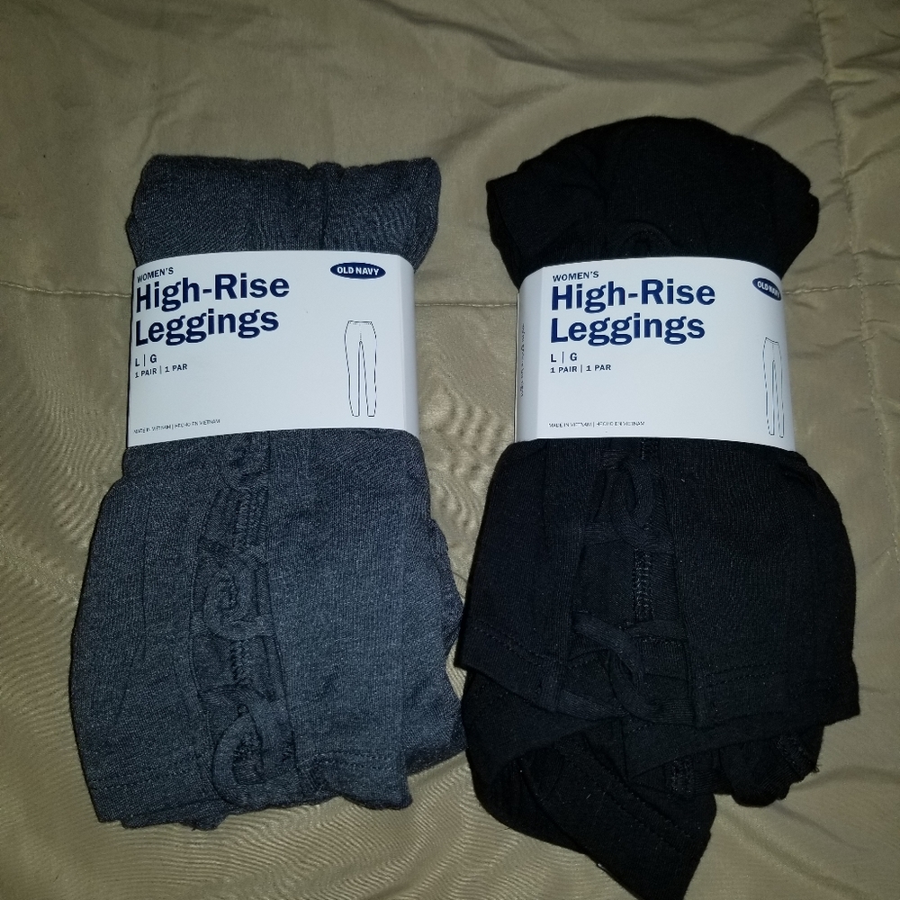 NWT bundle of 2 leggings size L